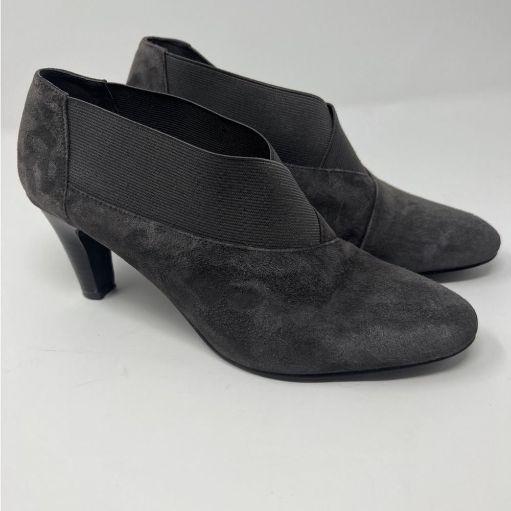 Bandolino Women's Suede Pointy Toe Booties with 3” Heel Gray Size 8M